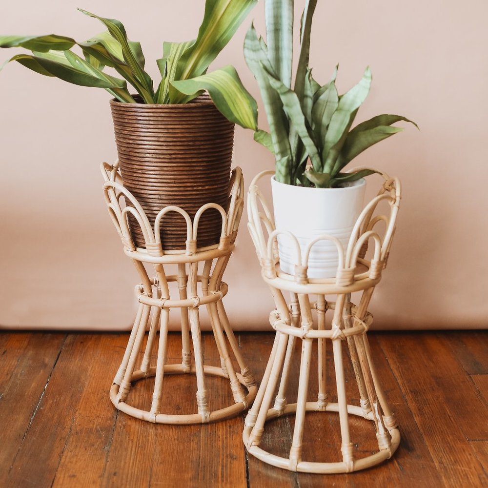 Rattan Flower Shaped Plant Stand Planter Mother’s